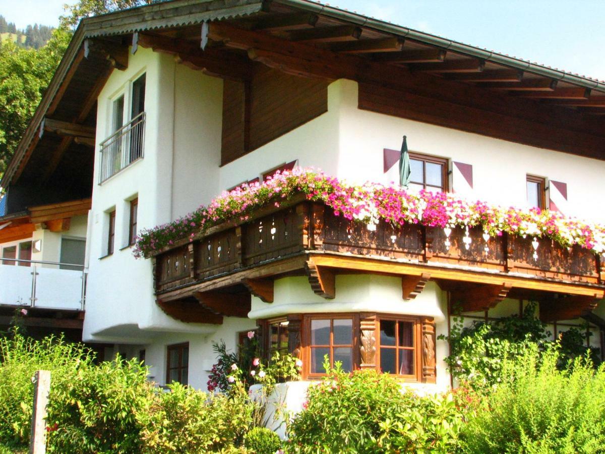 Appartement Lotte Familie Gruenberger Brixen im Thale Bagian luar foto